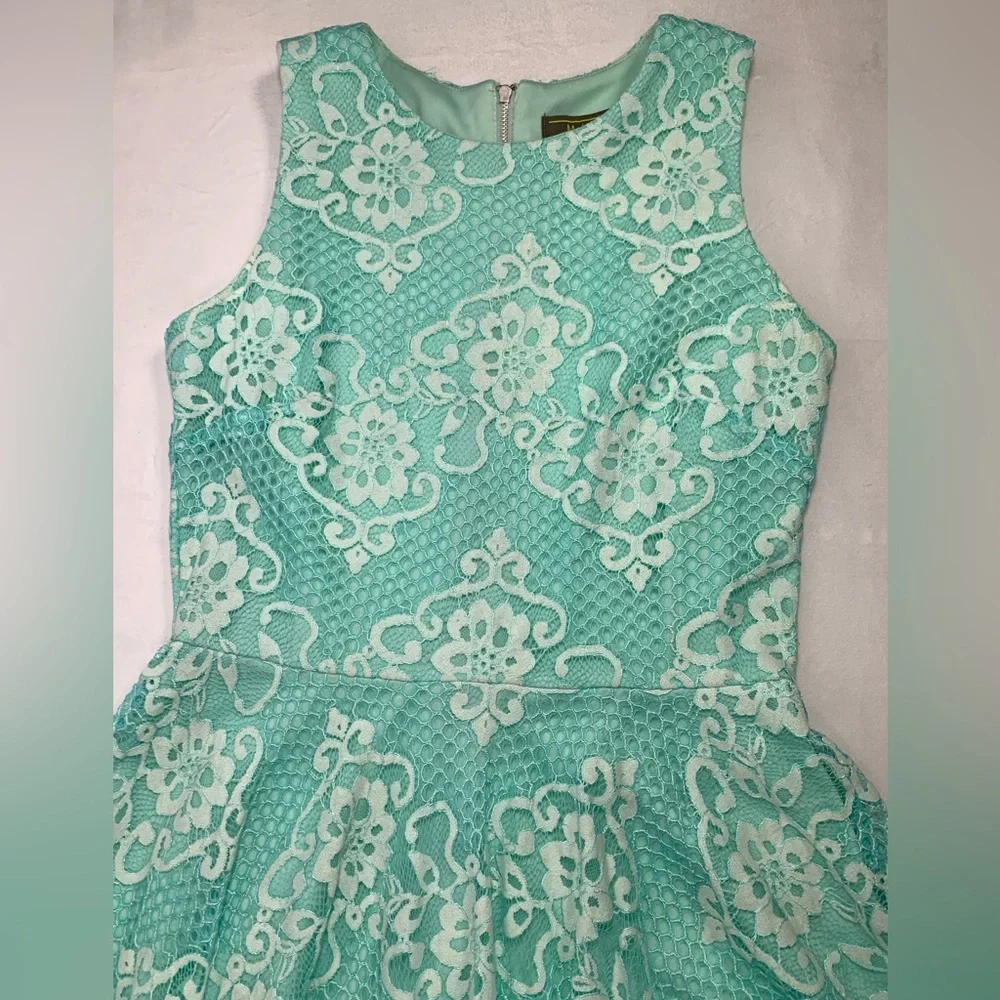 Lace Lined Turquoise White Sleeveless‎ Party Dress Melonie T Women’s Size 8